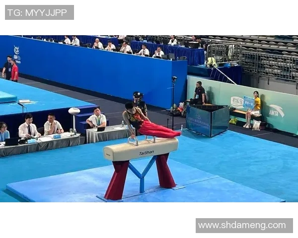 足球明星体操精彩瞬间合集领略运动员的优雅与力量之美